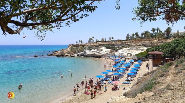 Откройте для себя яркое солнце, тёплое море и атмосферу беззаботного отдыха на Кипр